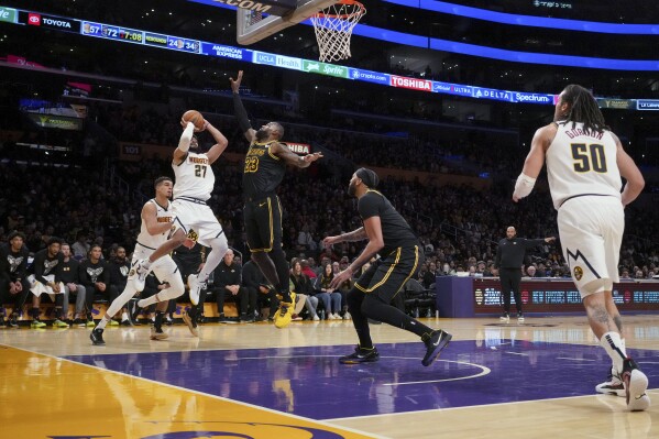 Laker deals nuggets score